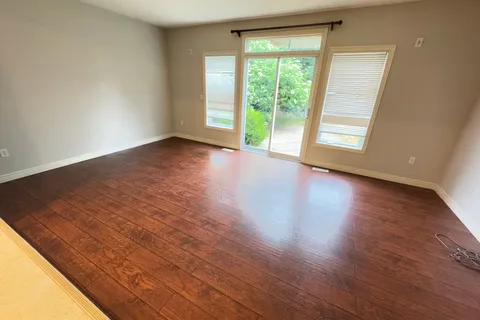 499 Dansbury Drive, ON N2K 4K8