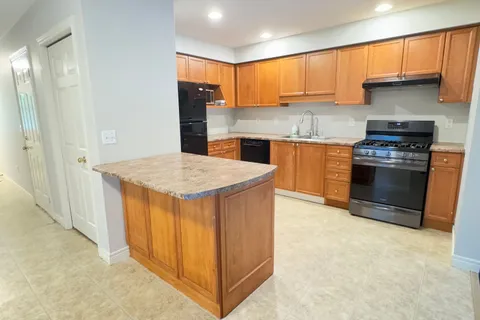 499 Dansbury Drive, ON N2K 4K8
