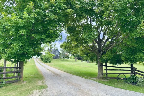 237 Hickory Beach Road, ON K0M 1N0