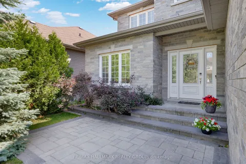 451 LANDSWOOD Way, ON K2S 0A4