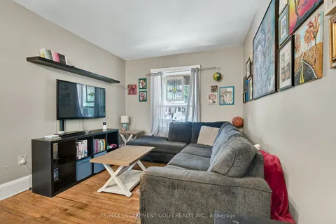 466 Charlton Avenue, ON L8P 2E8