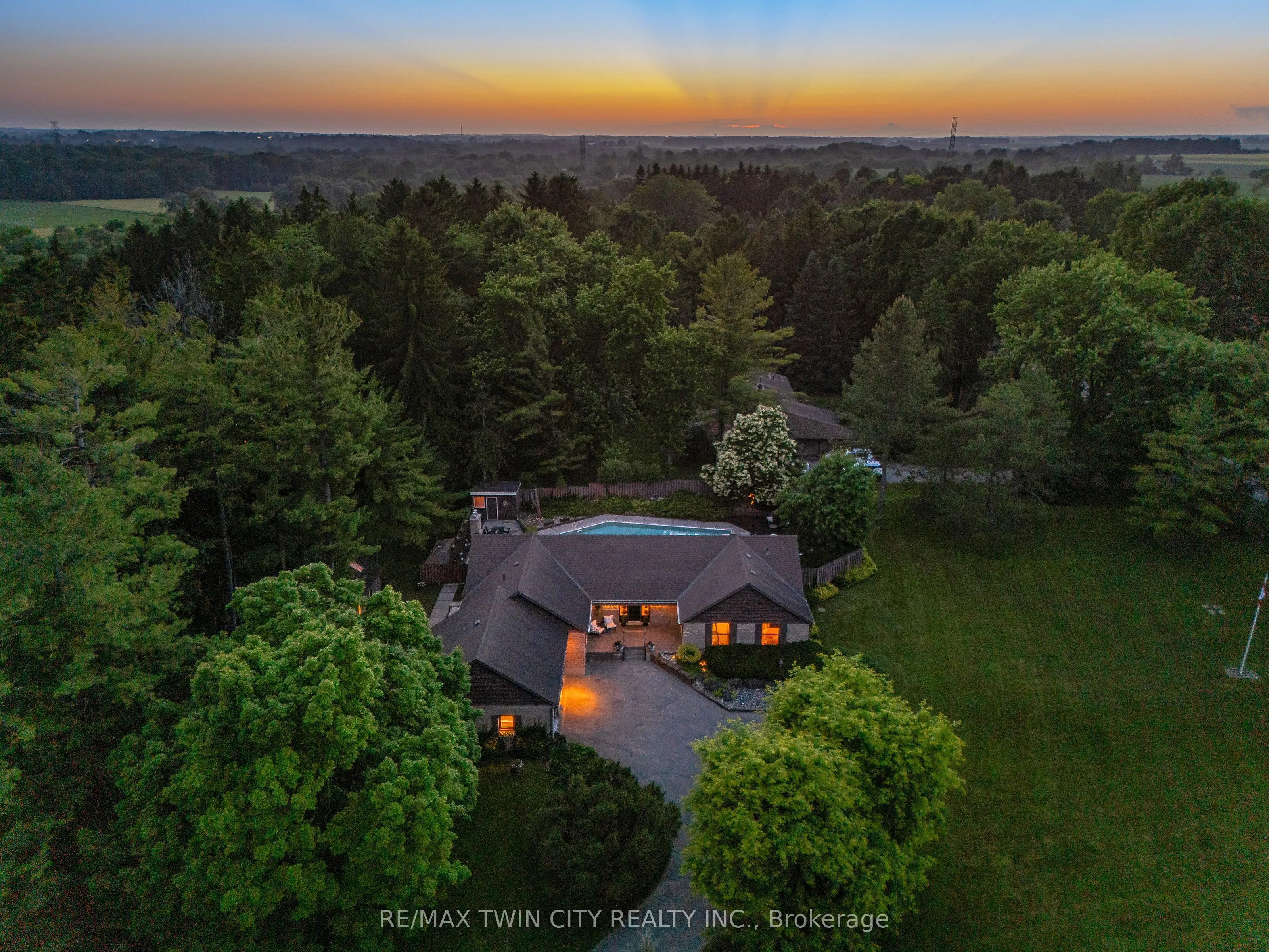 105 Grandview Drive, ON N0B 1N0