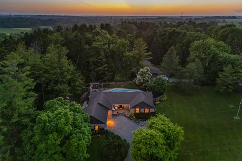 105 Grandview Drive, ON N0B 1N0