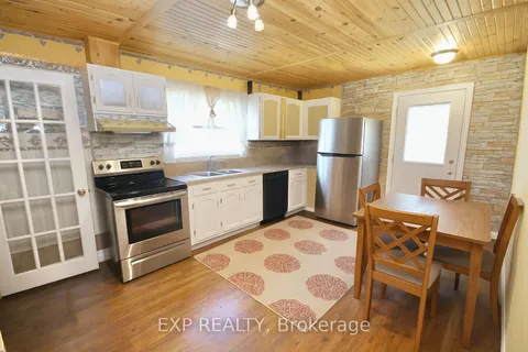 511 St. Felix Street, ON K6H 5B2