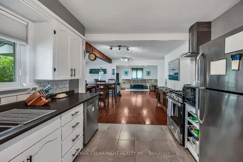 4 Clifford Street, ON N0A 1N0