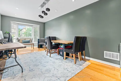 149 Holland Circle, ON N3C 0E2