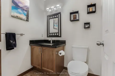893 25th A Street, ON N4K 6W6