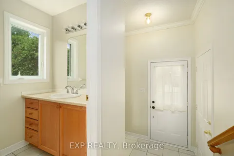 638 Casabella Drive, ON K4A 4G1