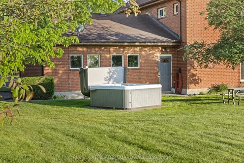 1700 Lakeshore Drive, ON K4P 1H1