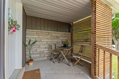 2163 Bingham Street, ON K1G 2V6