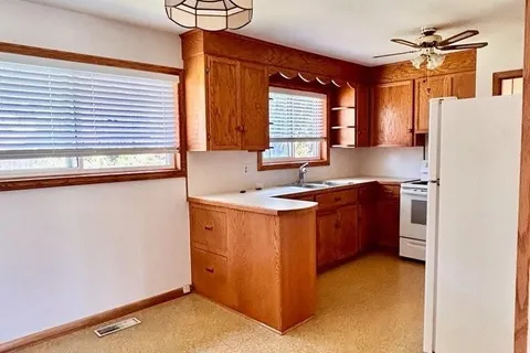 4486 Lyons Creek Road, ON L2E 6S6