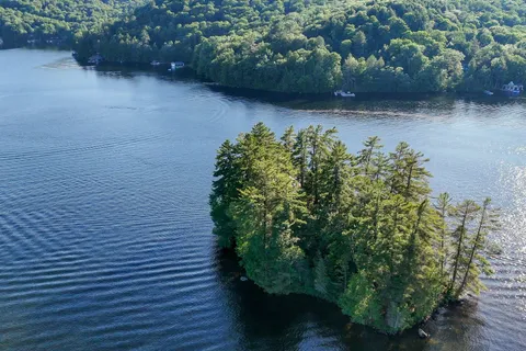 2 Harper Island, ON P0B 1A0