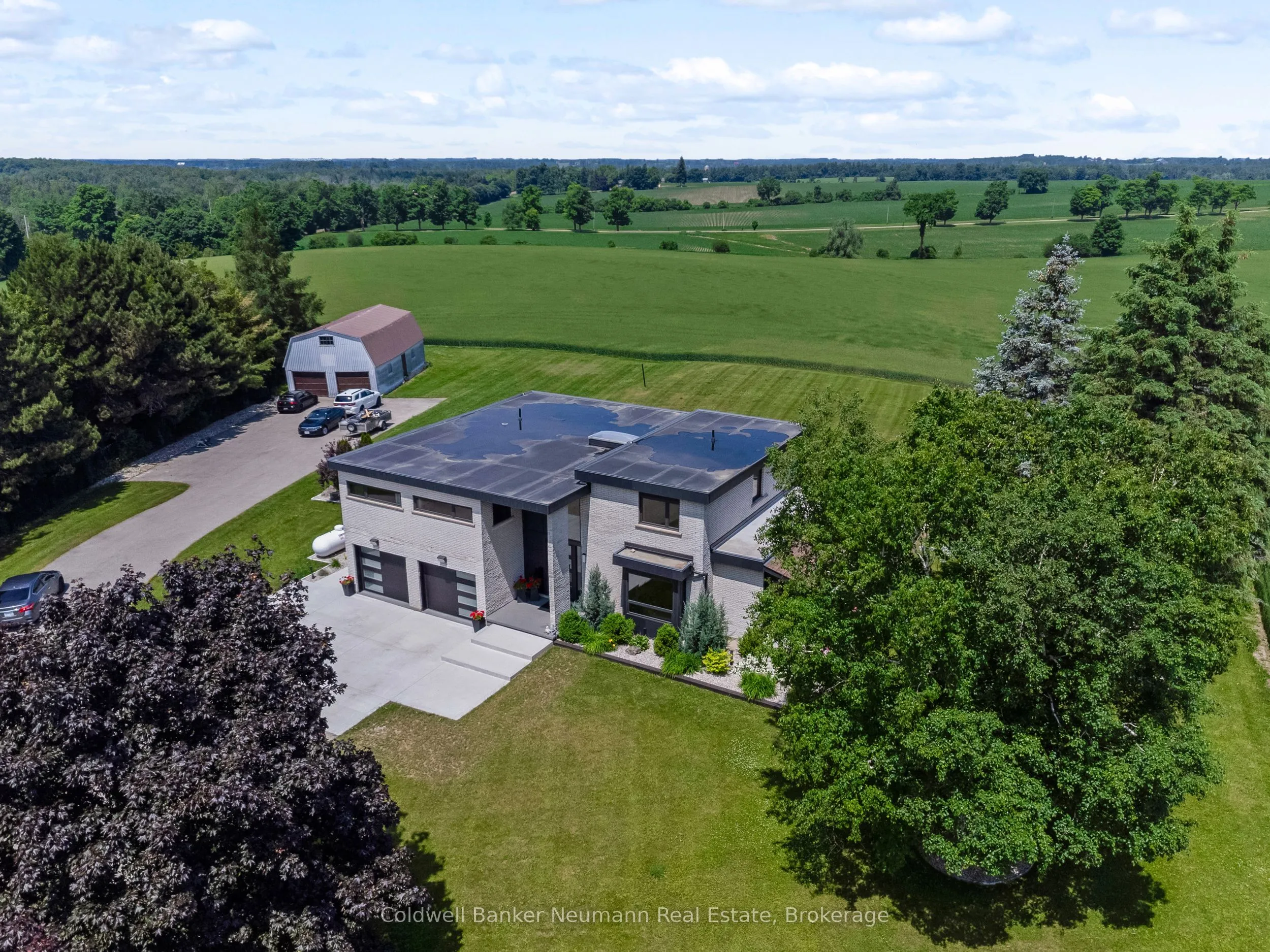 8312 Wellington Road 124 Road, ON N1H 6H7