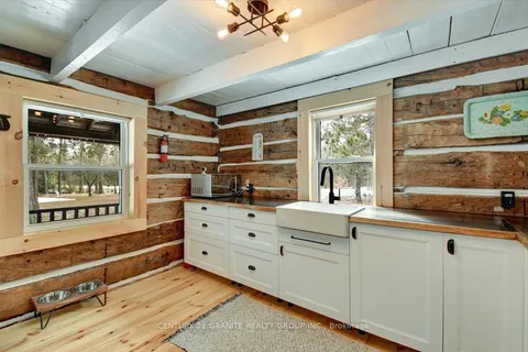 1548 Madawaska Road, ON K0L 2K0