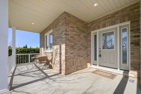 200 Kingfisher Drive, ON L9W 0B3
