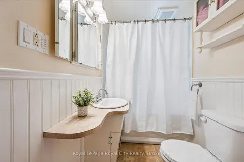 160 Forfar Street, ON N1M 1B2