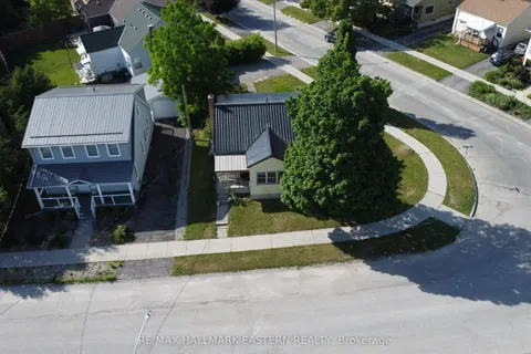 63 EDGEWATER Boulevard, ON K9H 1A4