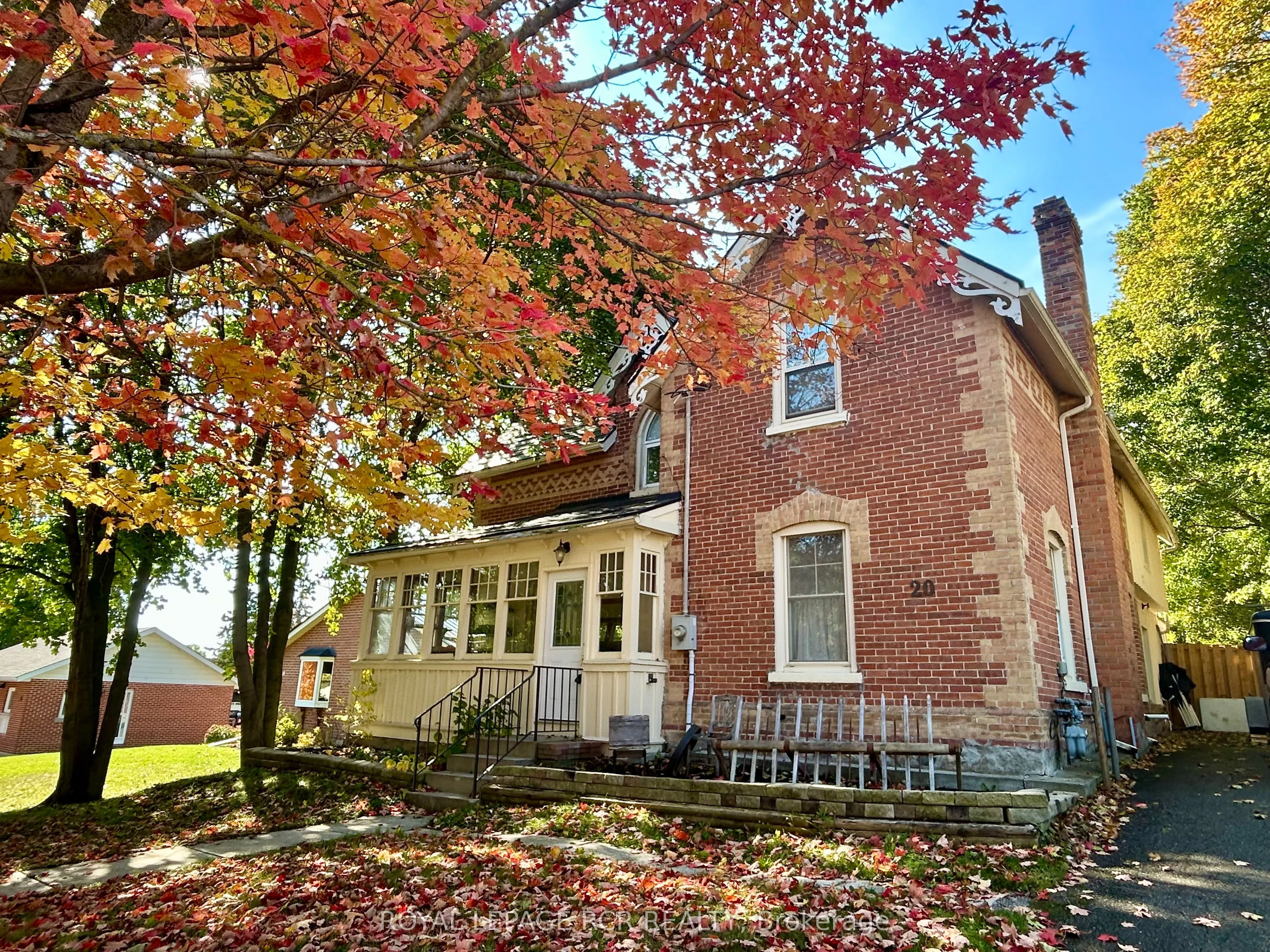 20 Main Street, ON L9W 5S7