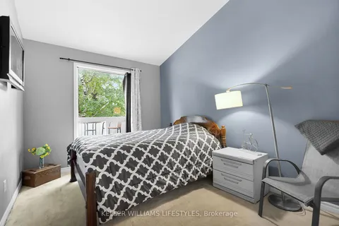 608 Village Green Avenue, ON N6K 1G5