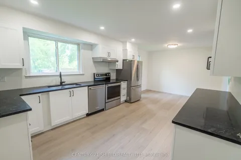 1514 Frances Ann Avenue, ON K6H 2L2