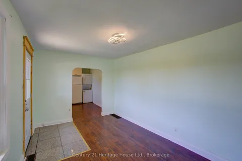 450 Douglas Street, ON N0G 1R0