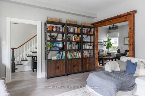 132 Park Street, ON L9H 1X7