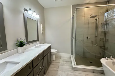10 Woodstream Drive, ON P1H 0B7
