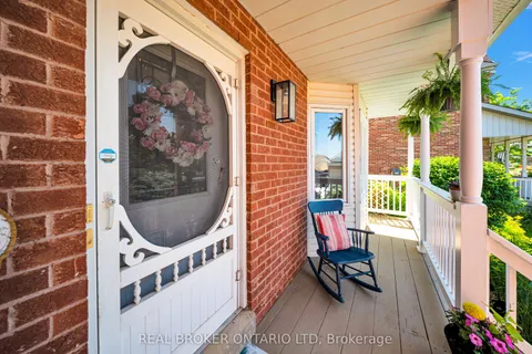 427 Olde Village Lane, ON L0N 1S2