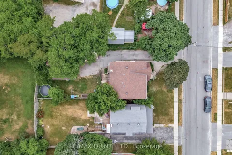7 Ritchie Avenue, ON K8P 3V8