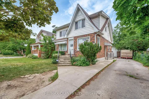 7 Ritchie Avenue, ON K8P 3V8