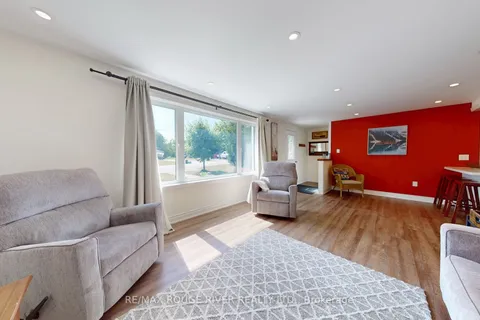 162 Queen Street, ON K0M 1N0
