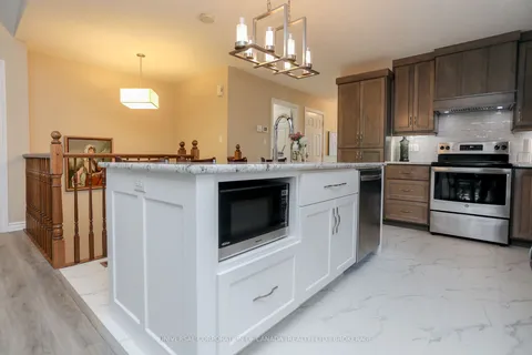 19 Harvest Court, ON N5R 0B8