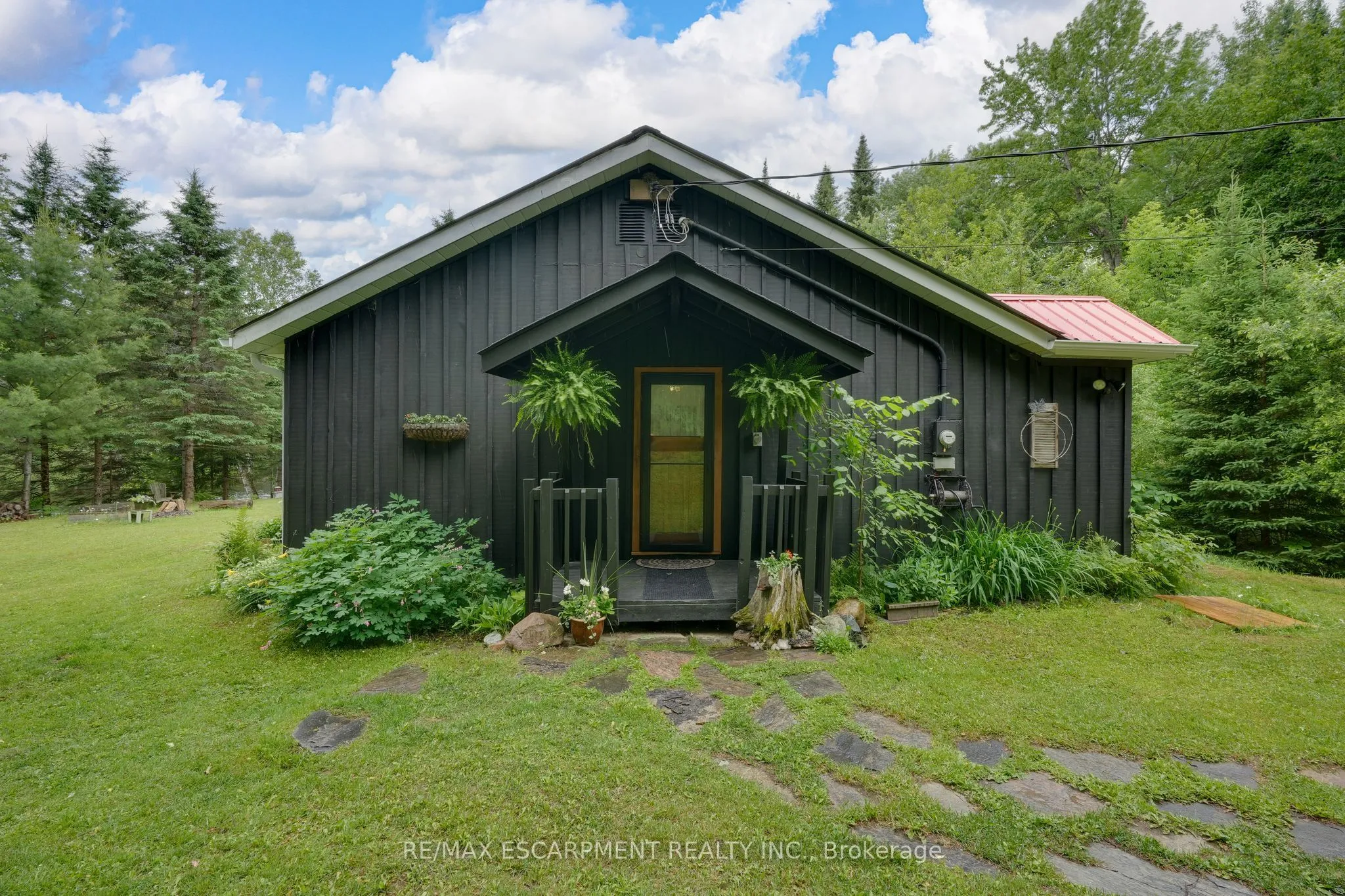 223 Laneige Avenue, ON P0B 1L0