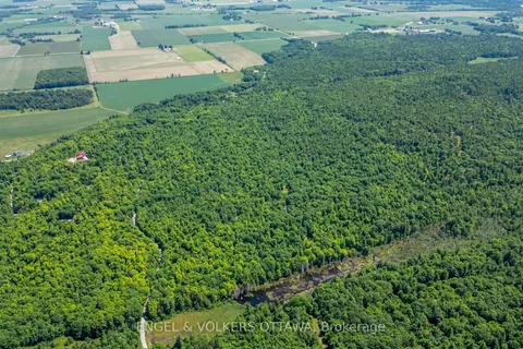 0 Carbine Road, ON K0A 2X0