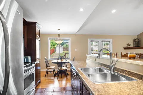 140 Markell Crescent, ON K6H 6X2