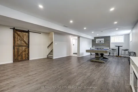 24 Acorn Trail, ON N5R 0H5