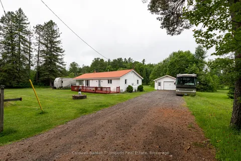 4242 Ravenscliffe Road, ON P1H 2J2