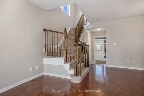 117 Westphalian Avenue, ON K2V 0A3