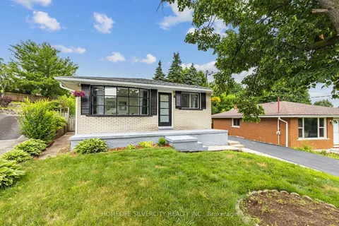 4 Hipel Avenue, ON N3C 1W9