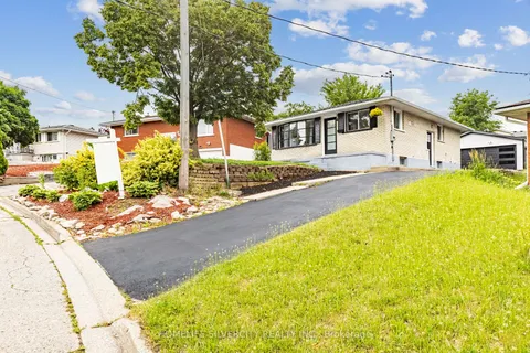 4 Hipel Avenue, ON N3C 1W9