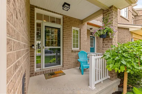 202 Bookton Place, ON K1V 2H3