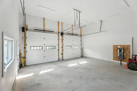 1064 Laidlaw Avenue, ON L0K 2B0