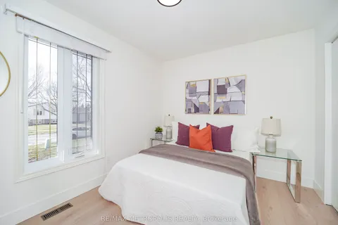 14 MURRAY HILL Road, ON N5A 7J8