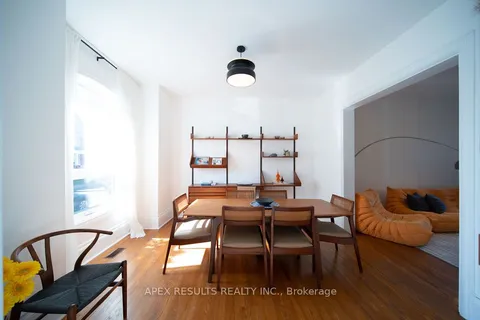 61 William Street, ON L8L 5T6