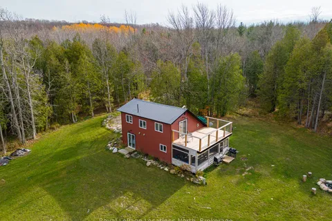 025359 Euph-St Vincent Townline, ON N4L 1W5