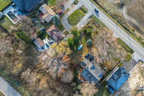 9868 Twenty Road, ON L0R 1W0