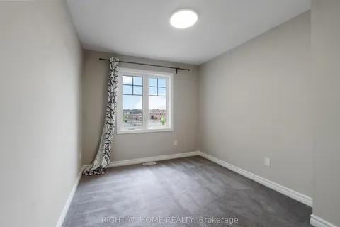 2554 River Mist Road, ON K2C 3H2