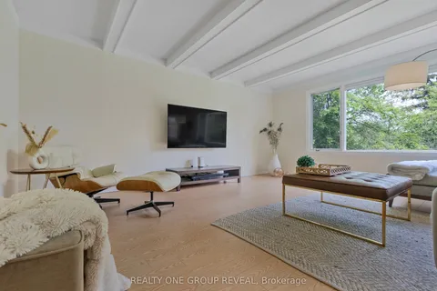 120 Riverbank Drive, ON N3H 4R6