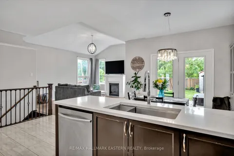 1787 Waddell Avenue, ON K9K 2G5