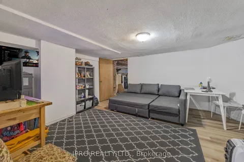 5002 Jepson Street, ON L2E 1K2